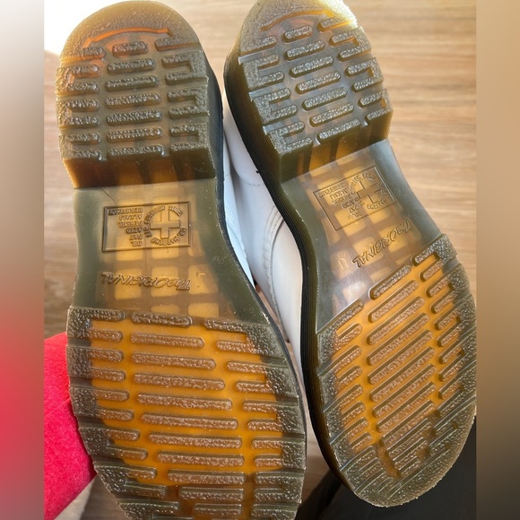 Dr.Martens Women's White leather Boots, doc martens, DOC’s, 1460 combat boots - Picture 10 of 11